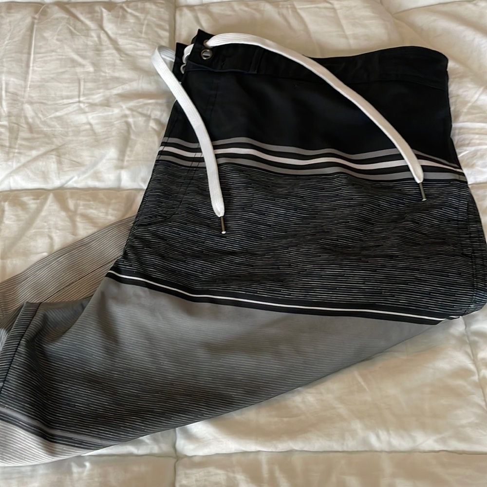 Sonoma Men’s swim trunks, size xl